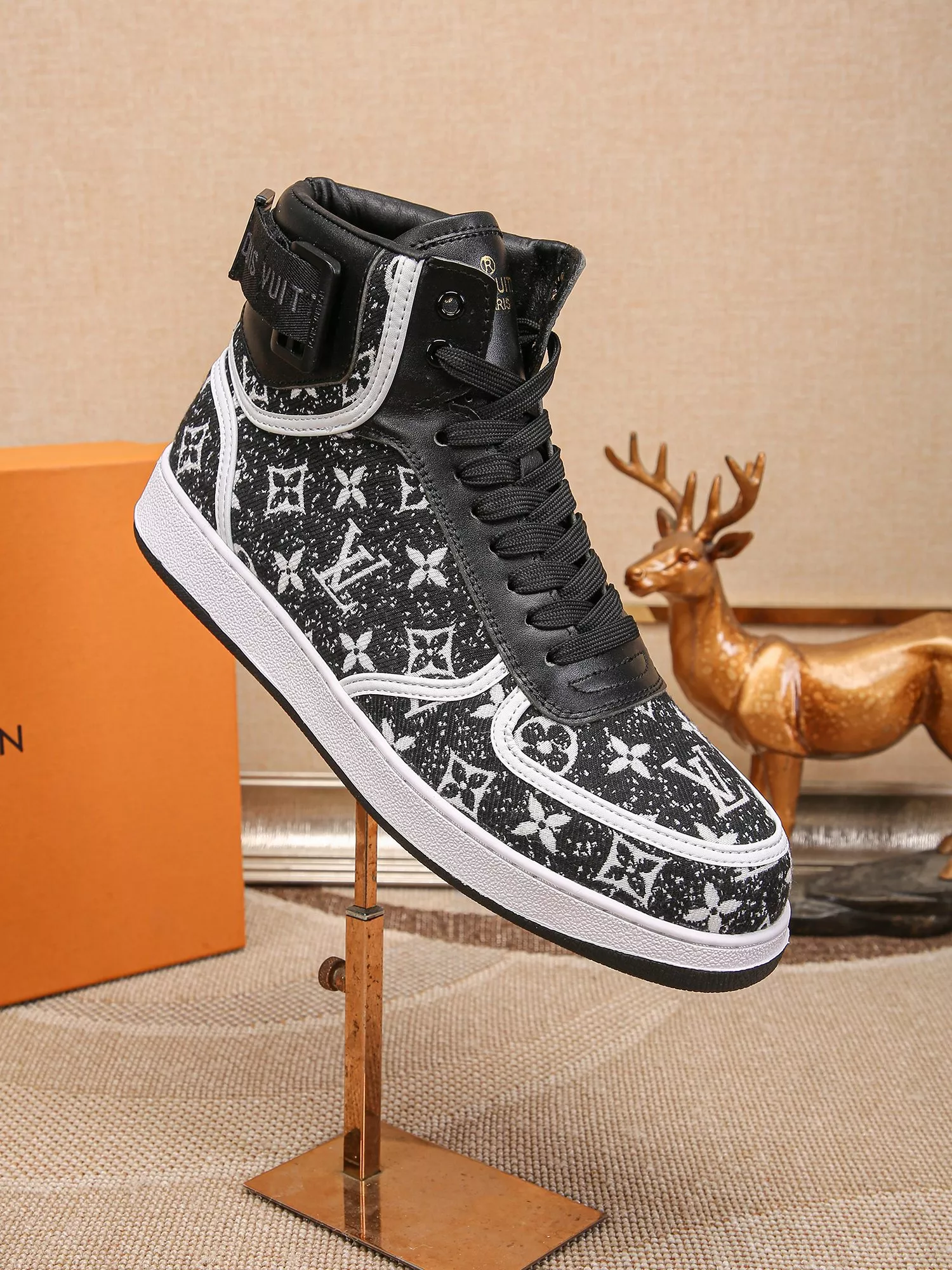 louis vuitton high tops chaussures pour homme s_12ba1b22